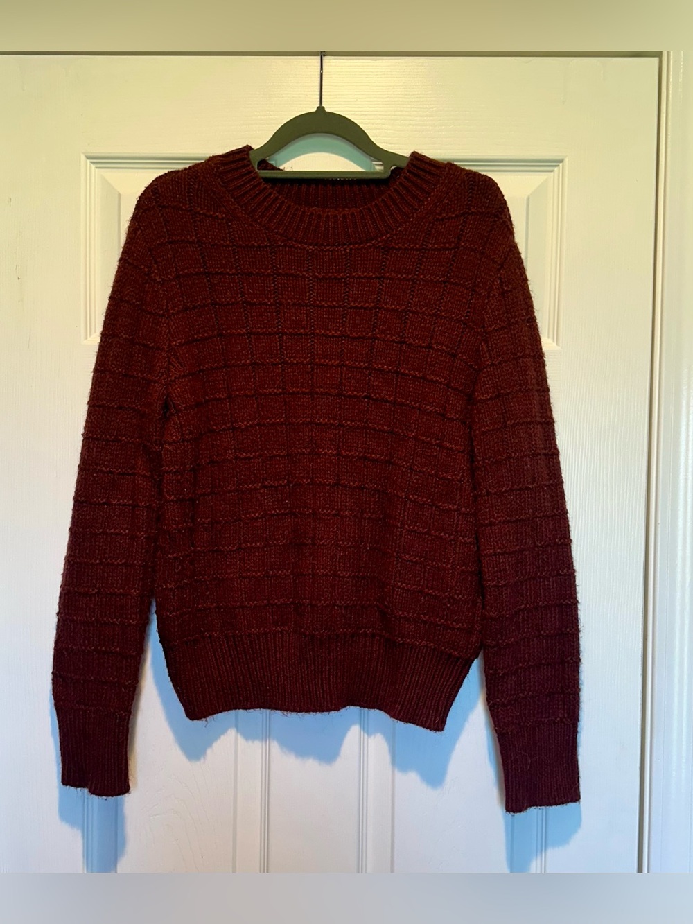 American Eagle Outfitters Textured Crewneck Sweater - Burgundy